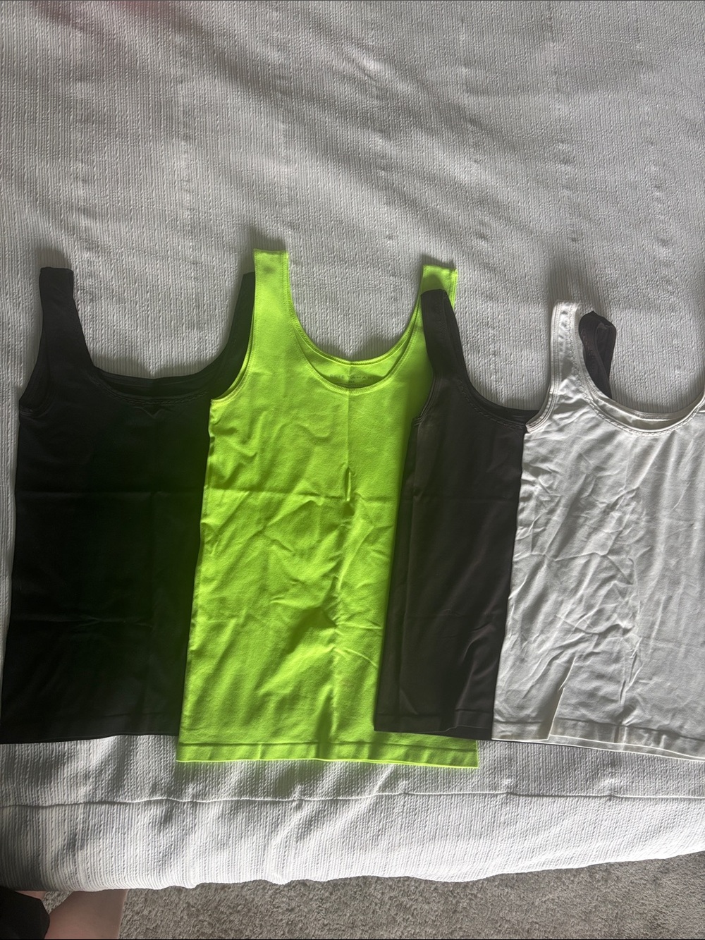 Elie Tahari Scoop-Neck Tank Top Set